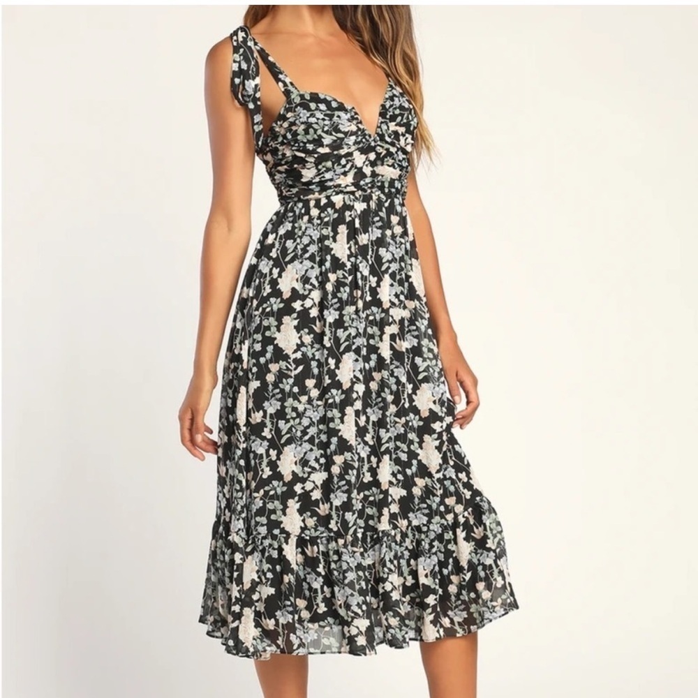 NWT Lulu’s Lush Loveliness Black Floral Lurex Tie-Strap Midi Dress Size XS